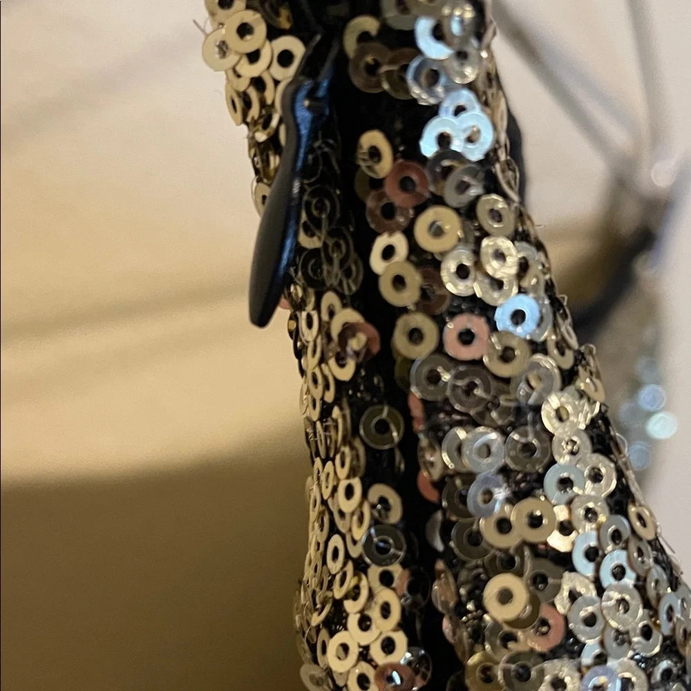XL Ampersand & Avenue Gold Sequin Skirt